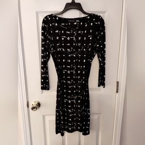 Ivanka Trump Women's Dress Size S Black And White Elegant And Comfortable